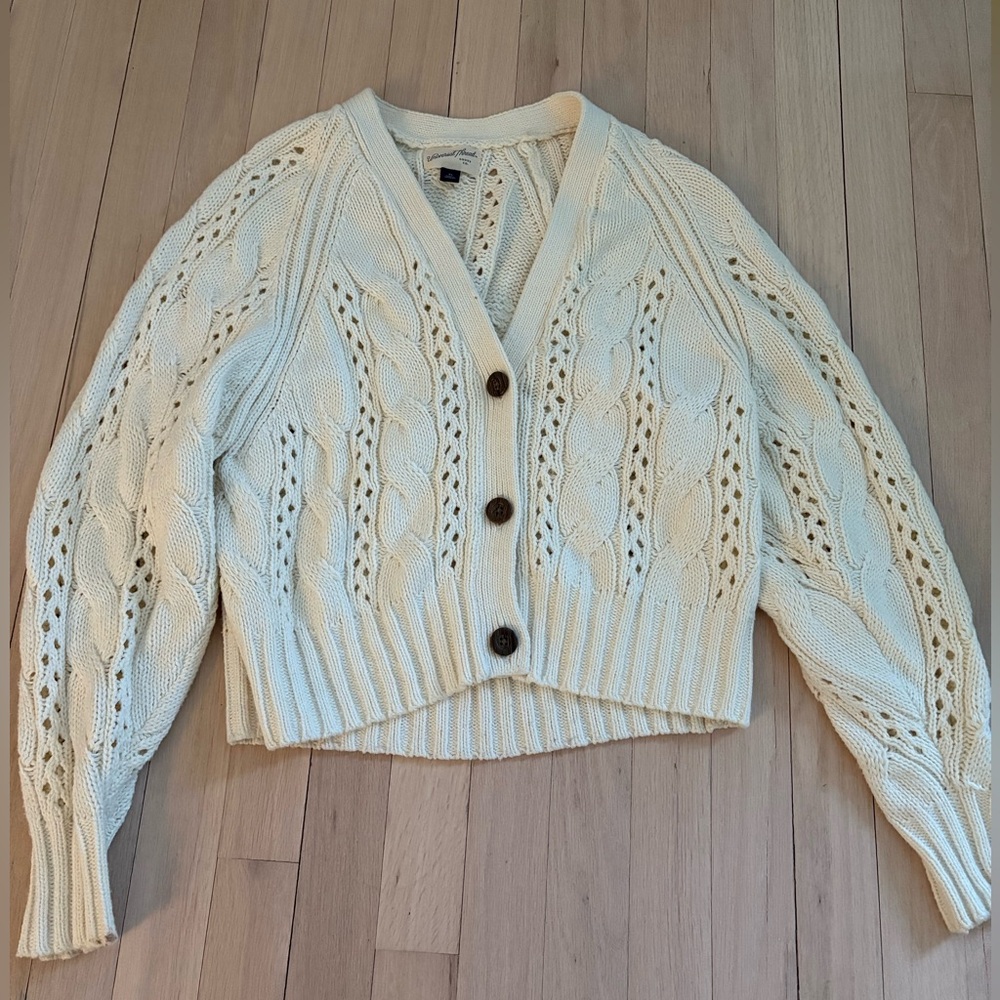 Cream knit cardigan with buttons